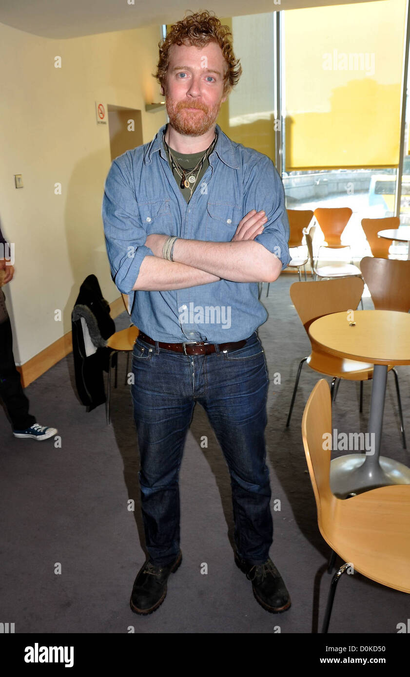 Glen Hansard Outspan Foster The Original Cast Members Of The Hit 