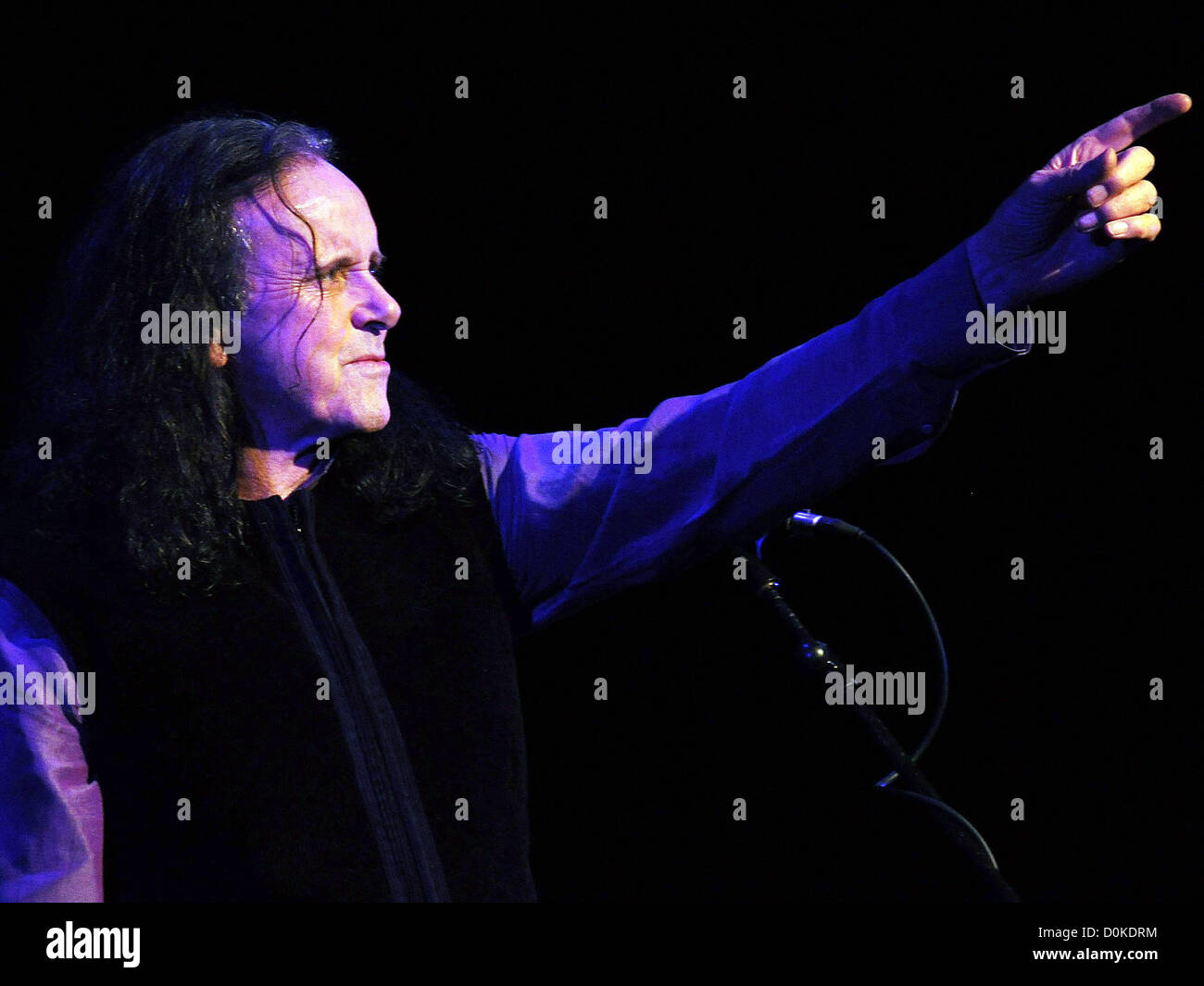 Donovan singer hi-res stock photography and images - Alamy