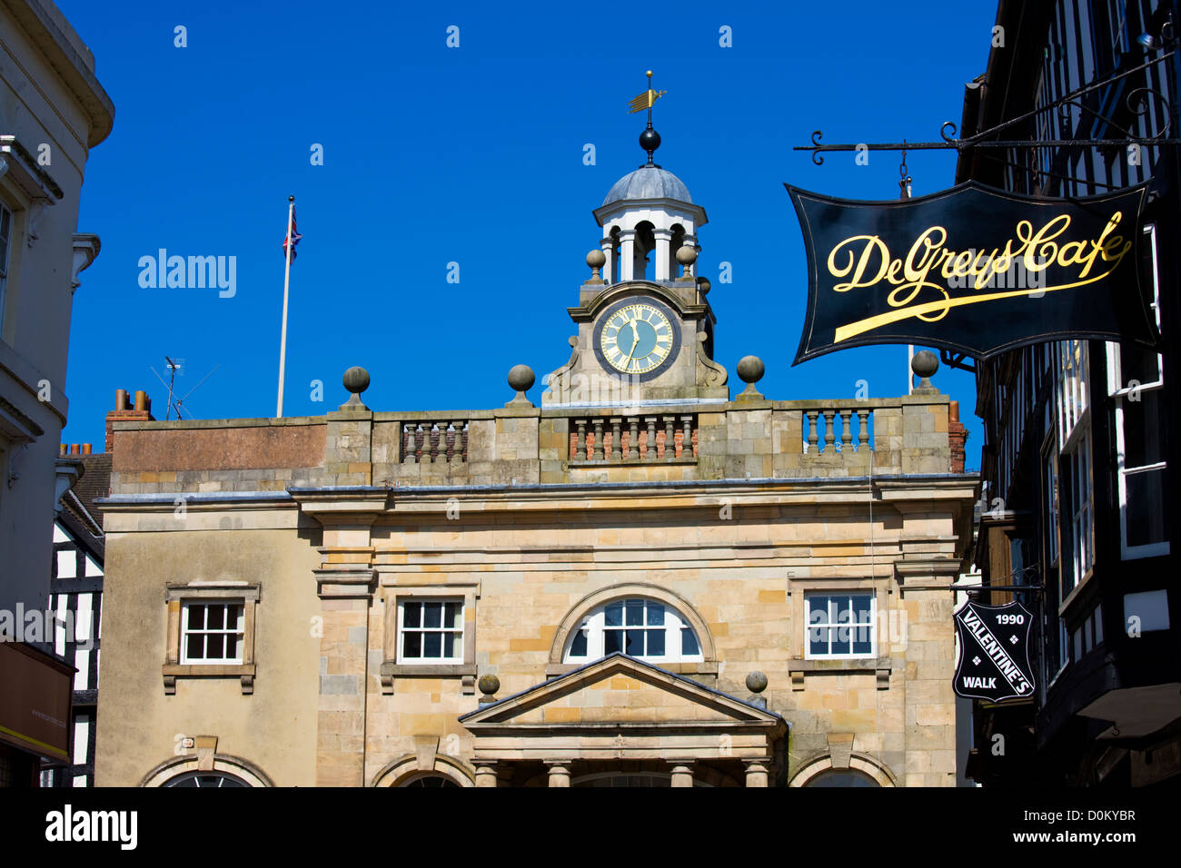 A view toward The Buttercross in Broad Street which has been described as the most beautiful street in Britain. Stock Photo