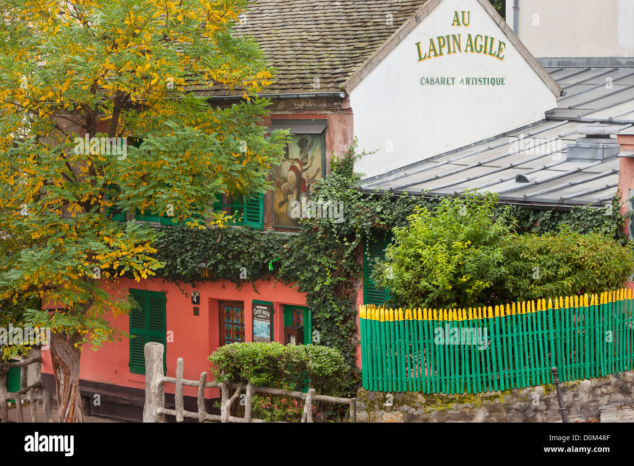 Au Lapin Agile (Agile Rabbit) Historic Cabaret along Rue des Saules, Montmartre, Paris France Stock Photo