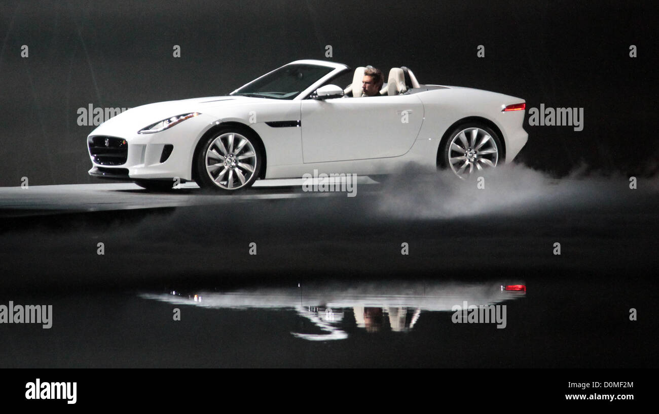 F-TYPE JAGUAR JAGUAR AND LAND ROVER UNVEIL TWO NEW CARS LOS ANGELES ...