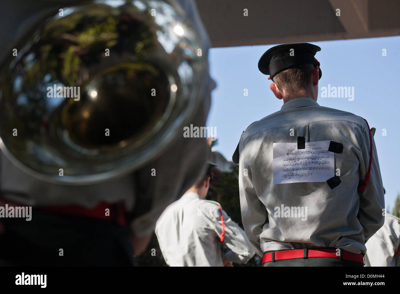 IDF Band member has a music score taped to his back to serve musicians standing behind him in a ceremony welcoming the Togolese President. Jerusalem, Israel. 28-Nov-2012.   IDF Band and Military Police prepare for Israeli President, Shimon Peres' welcoming ceremony for the President of Togo, Mr. Faure Essozimna Gnassingbe, at the President's Residence in Jerusalem. Stock Photo