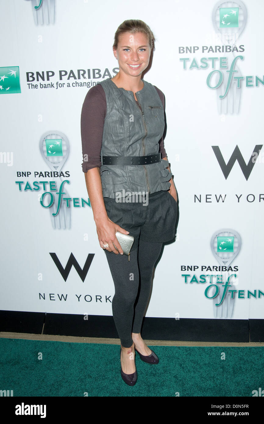 Vera Zvonareva 11th Annual BNP Paribas Taste Of Tennis - arrivals New York City, USA - 26.08.10 Stock Photo