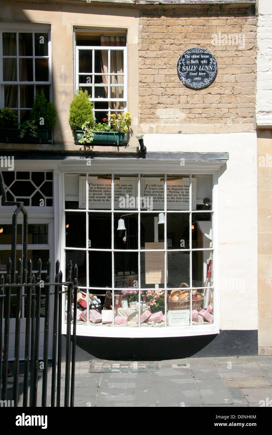 Sally Lunn's House Bath Somerset England UK Stock Photo Alamy