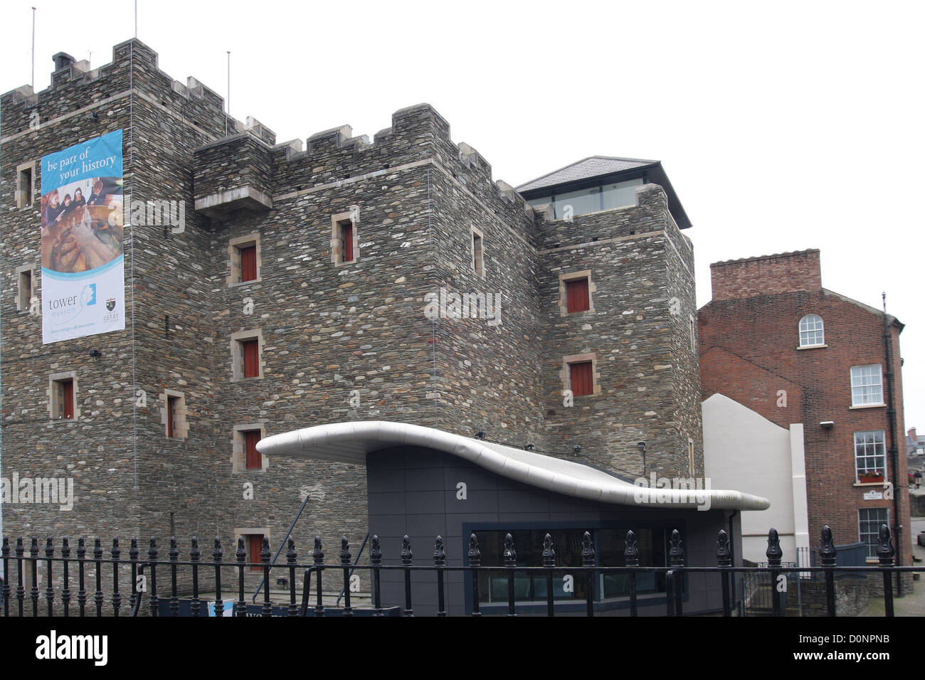 the-tower-museum-londonderry-stock-photo-alamy