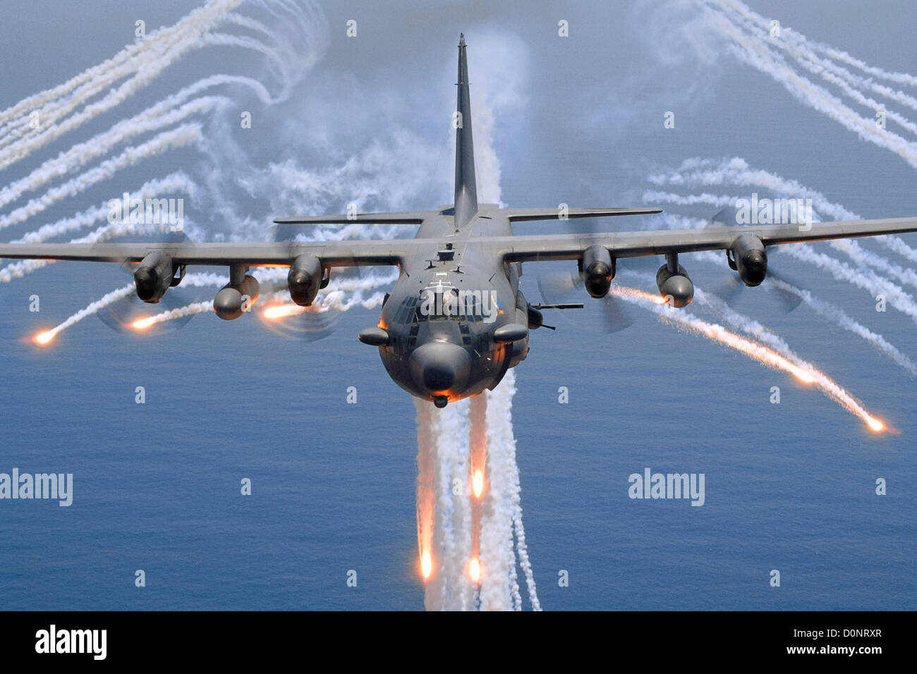 Ac 130 gunship hi-res stock photography and images - Alamy