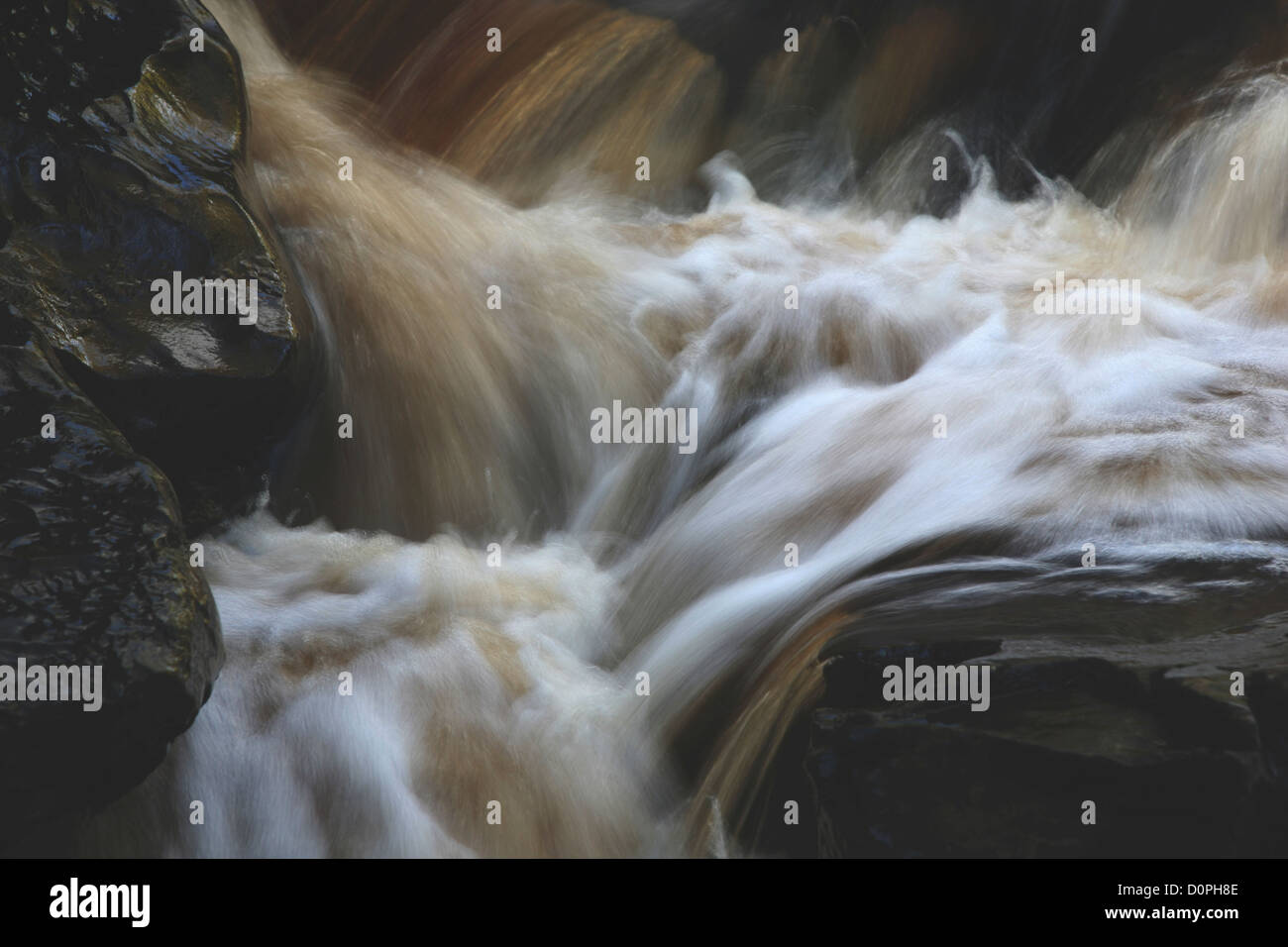 Rushing water white hi-res stock photography and images - Alamy