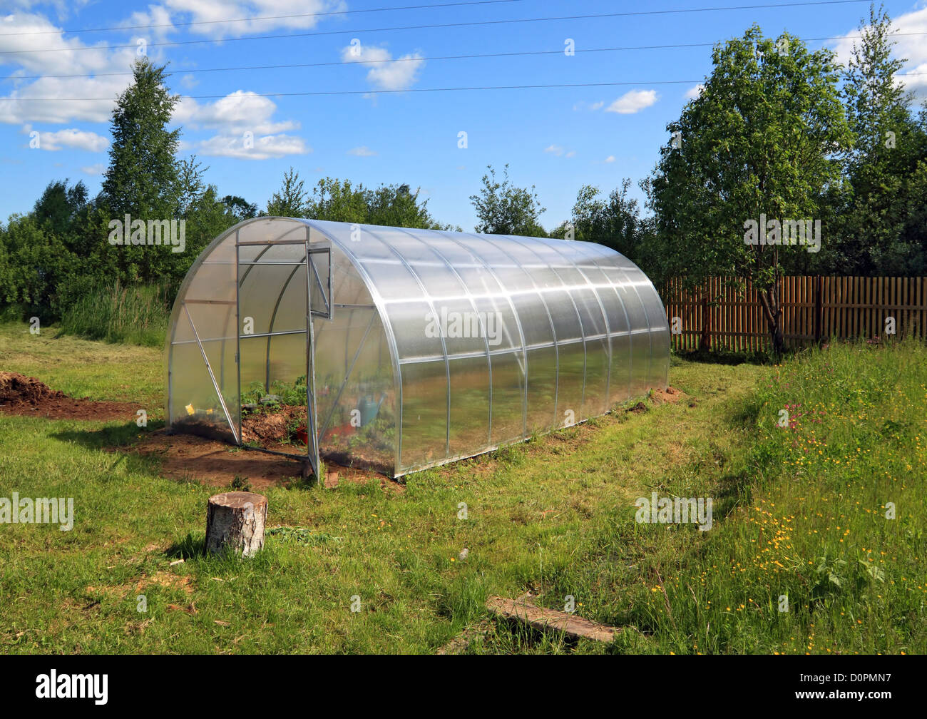Contemporary greenhouse hi-res stock photography and images - Alamy