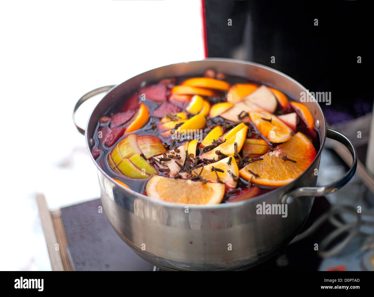 Hot apple drink spices hi res stock photography and images Alamy Hot apple drink spices hi res stock photography and images Alamy