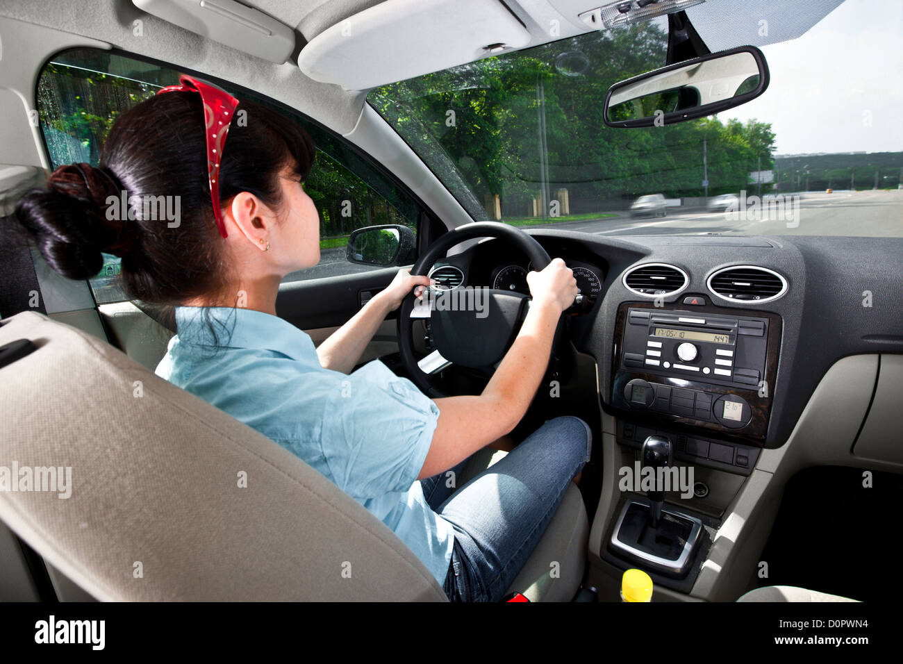women driving a car Stock Photo - Alamy