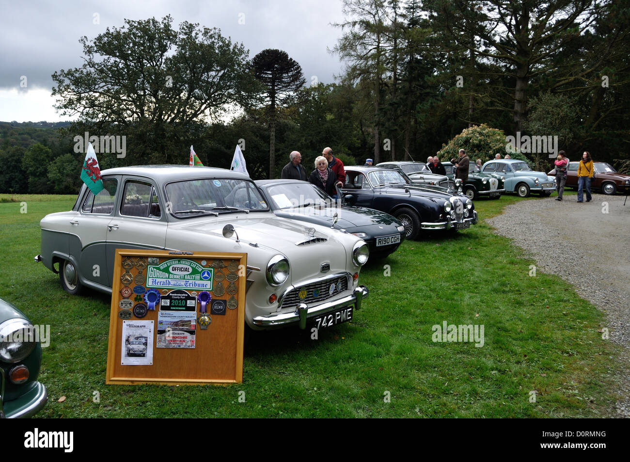 Austin classic car show rally rhos y gilwen mansion pembrokeshire ...