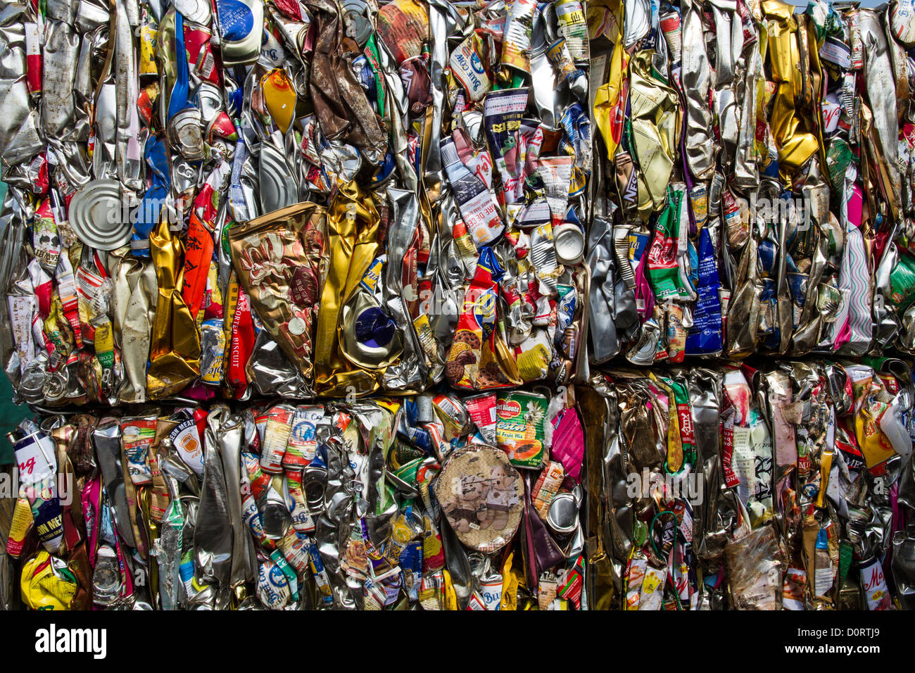Recycling garbage hi-res stock photography and images - Alamy