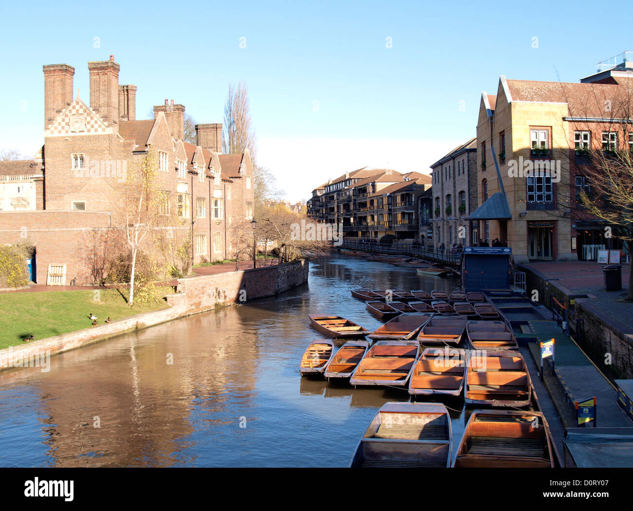 View from Magdalene Bridge, Scudamore's Punting Company, Cambridge, UK Stock Photo