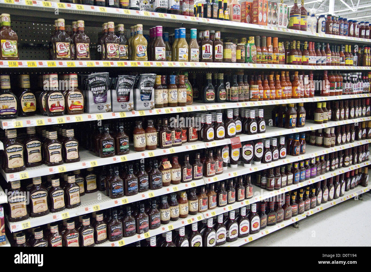 Grocery Store Shelves Stock Photos &amp; Grocery Store Shelves ...