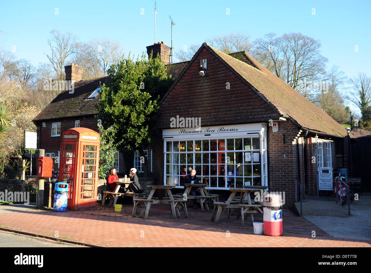 Tea room rooms hires stock photography and images Alamy
