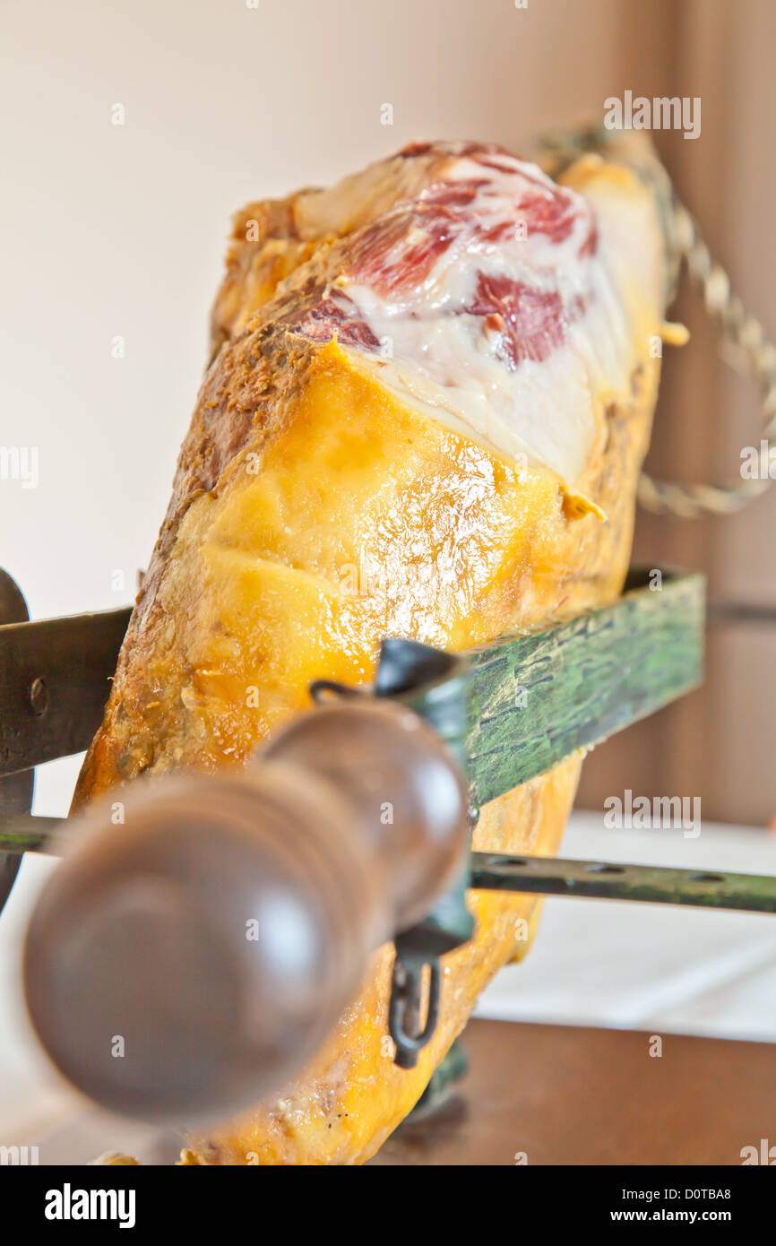 Pata negra cured iberian ham hires stock photography and images Alamy