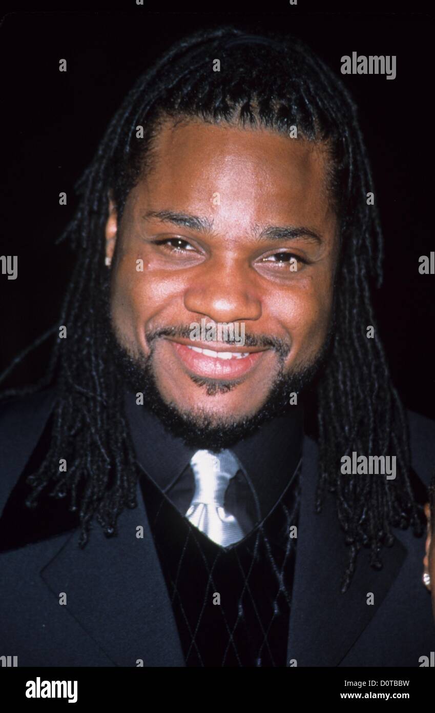 what is malcolm jamal warner doing these days