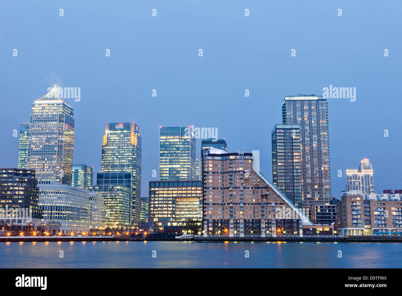 UK, United Kingdom, Great Britain, Britain, England, London, Docklands, Canary Wharf, Skyscrapers, Office Block, Business, Comme Stock Photo
