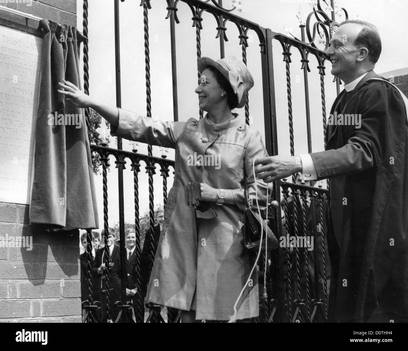 HRH Princess Margaret unveiling plaque at Adams Grammar School, Newport, Shropshire. 1968 Stock Photo