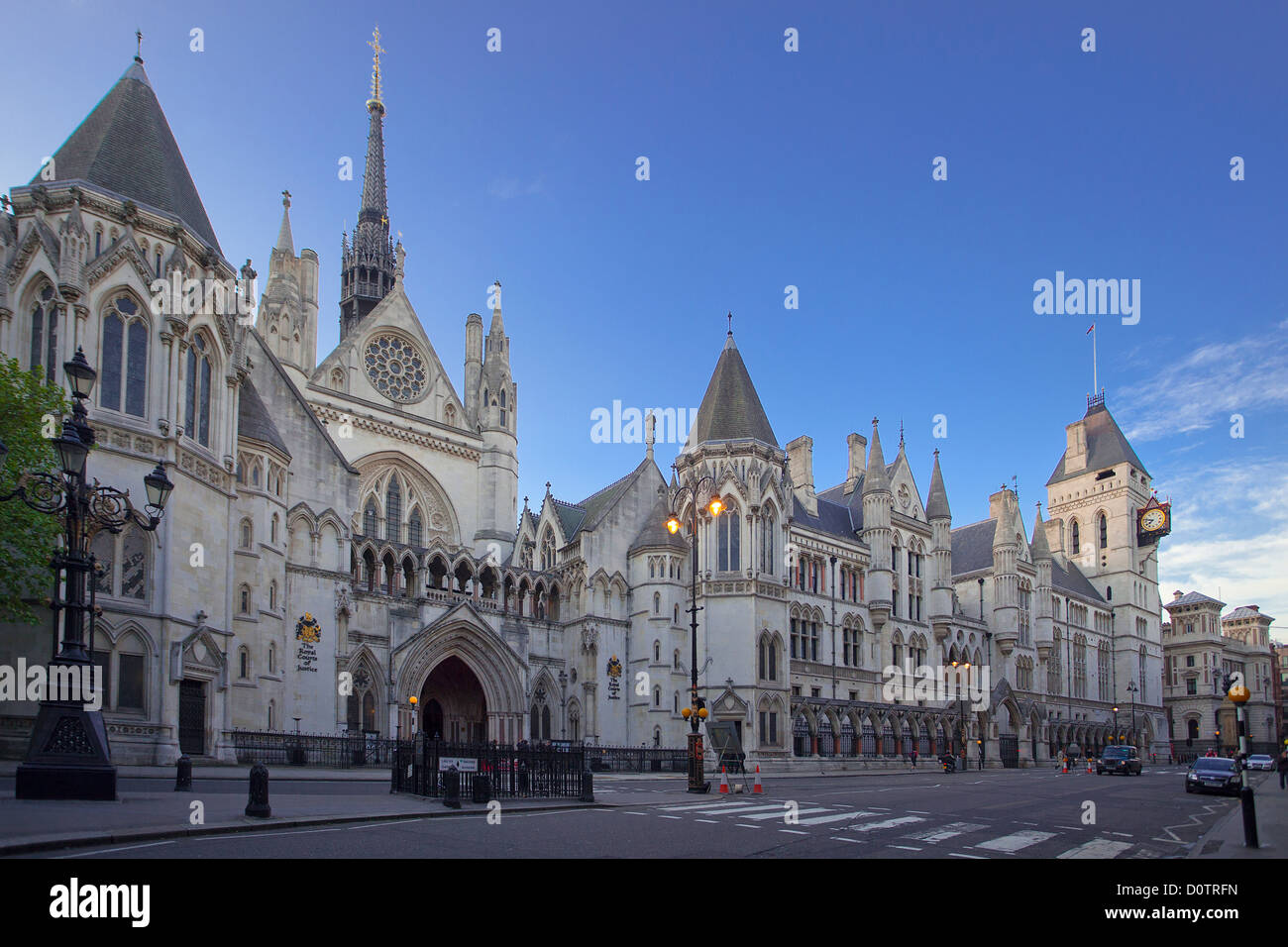 UK, Great Britain, Europe, travel, holiday, England, London, City, Royal Court of Justice, Building, court, Stock Photo