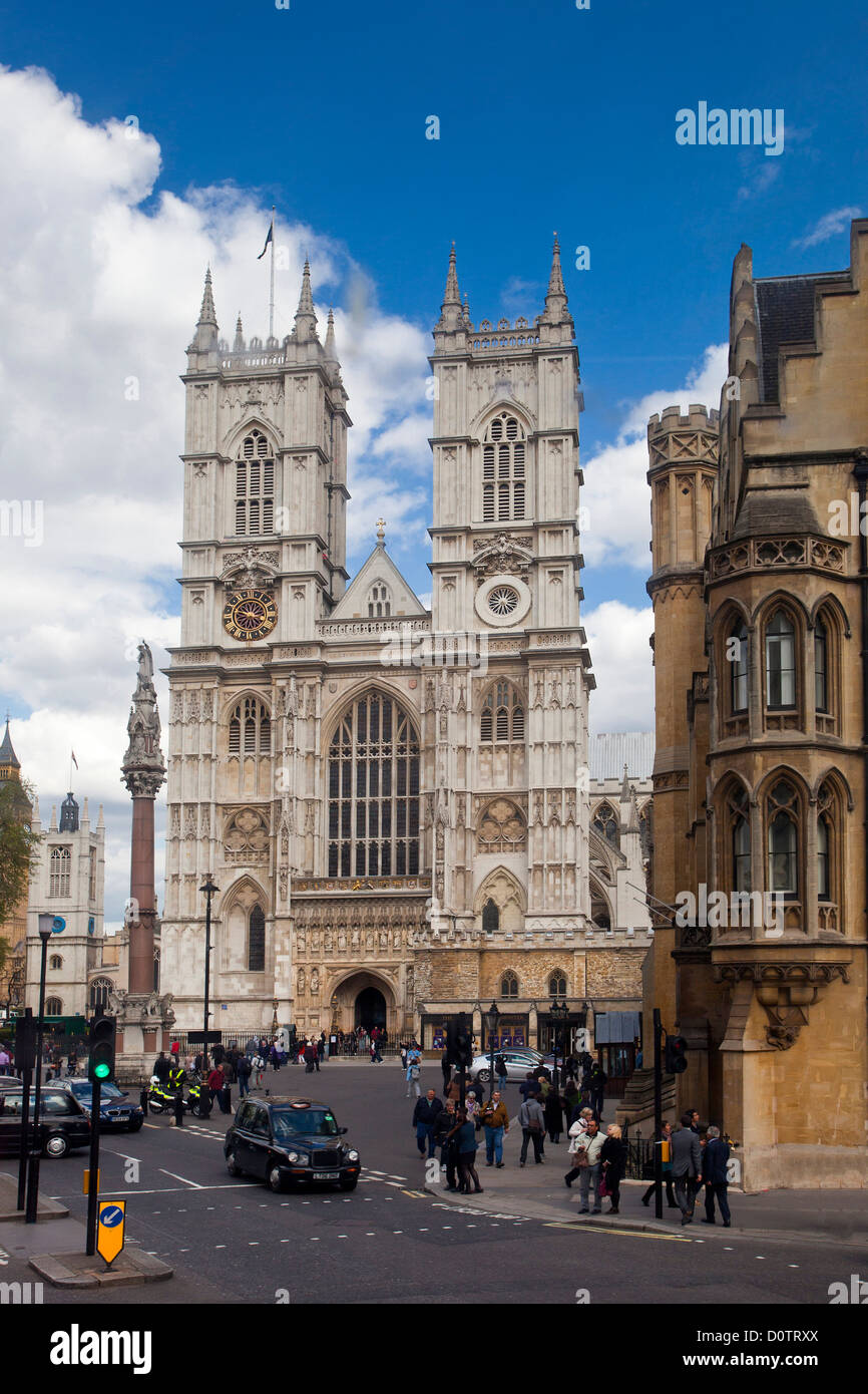 UK, Great Britain, Europe, travel, holiday, England, London, City, Westminster, Abbey, church taxi, Stock Photo