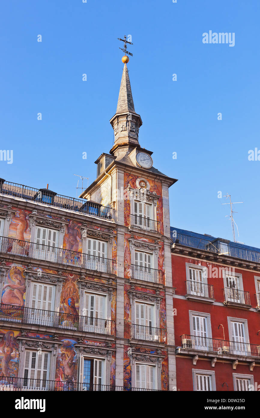 Plaza mayor madrid clock tower hi-res stock photography and images - Alamy