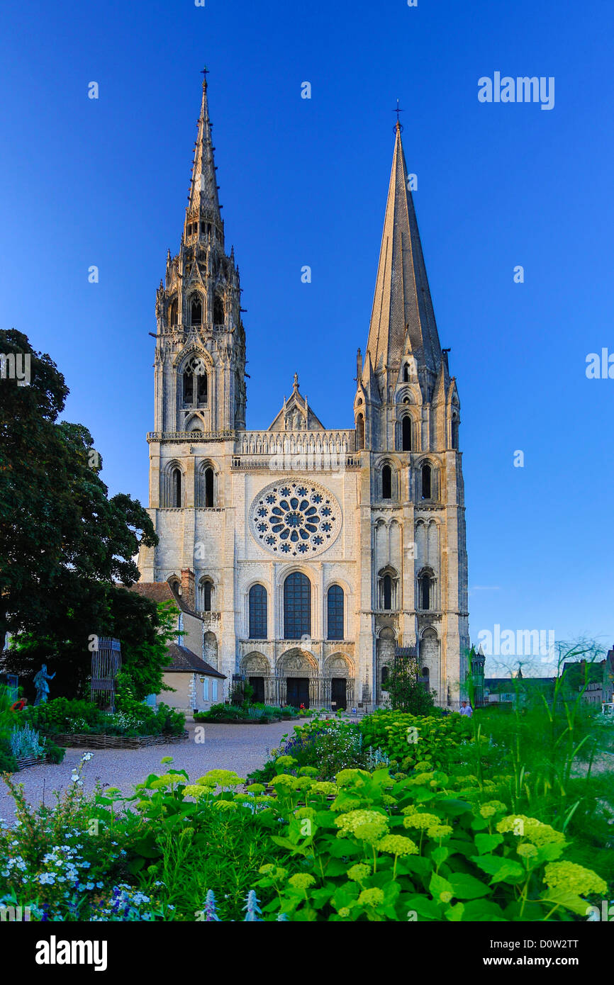 France, Europe, travel, Chartres, cathedral, world heritage, architecture, history, main, medieval, tourism, Unesco, facade Stock Photo