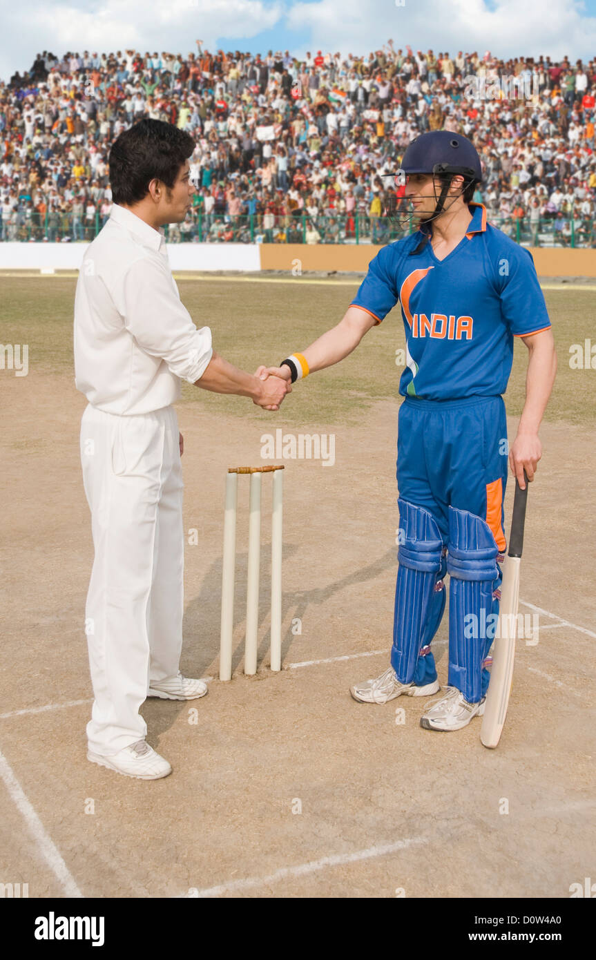 Sport cricket shaking hands hires stock photography and images Alamy