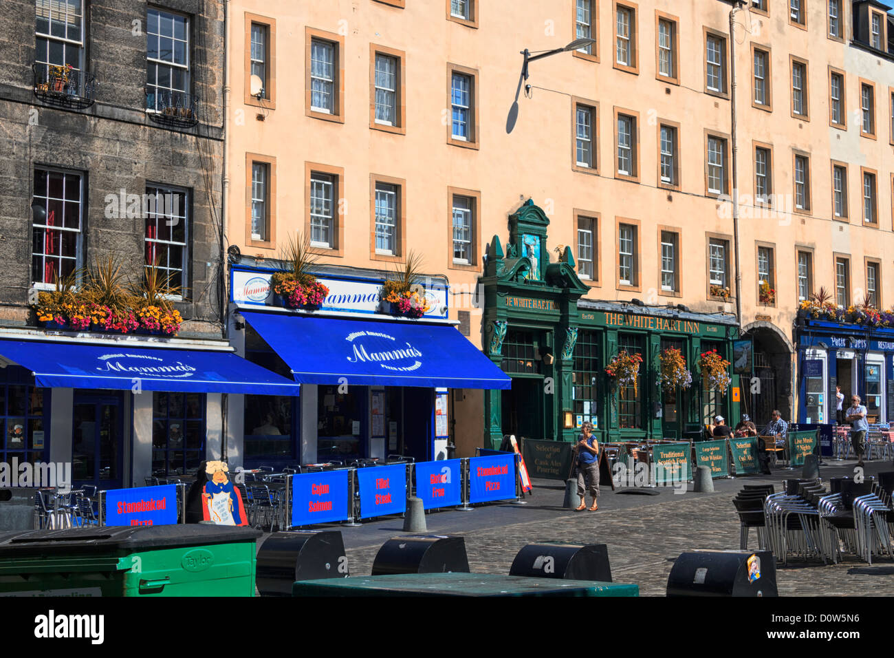 Restaurants and bars, Grassmarket, Edinburgh, Scotland Stock Photo Alamy