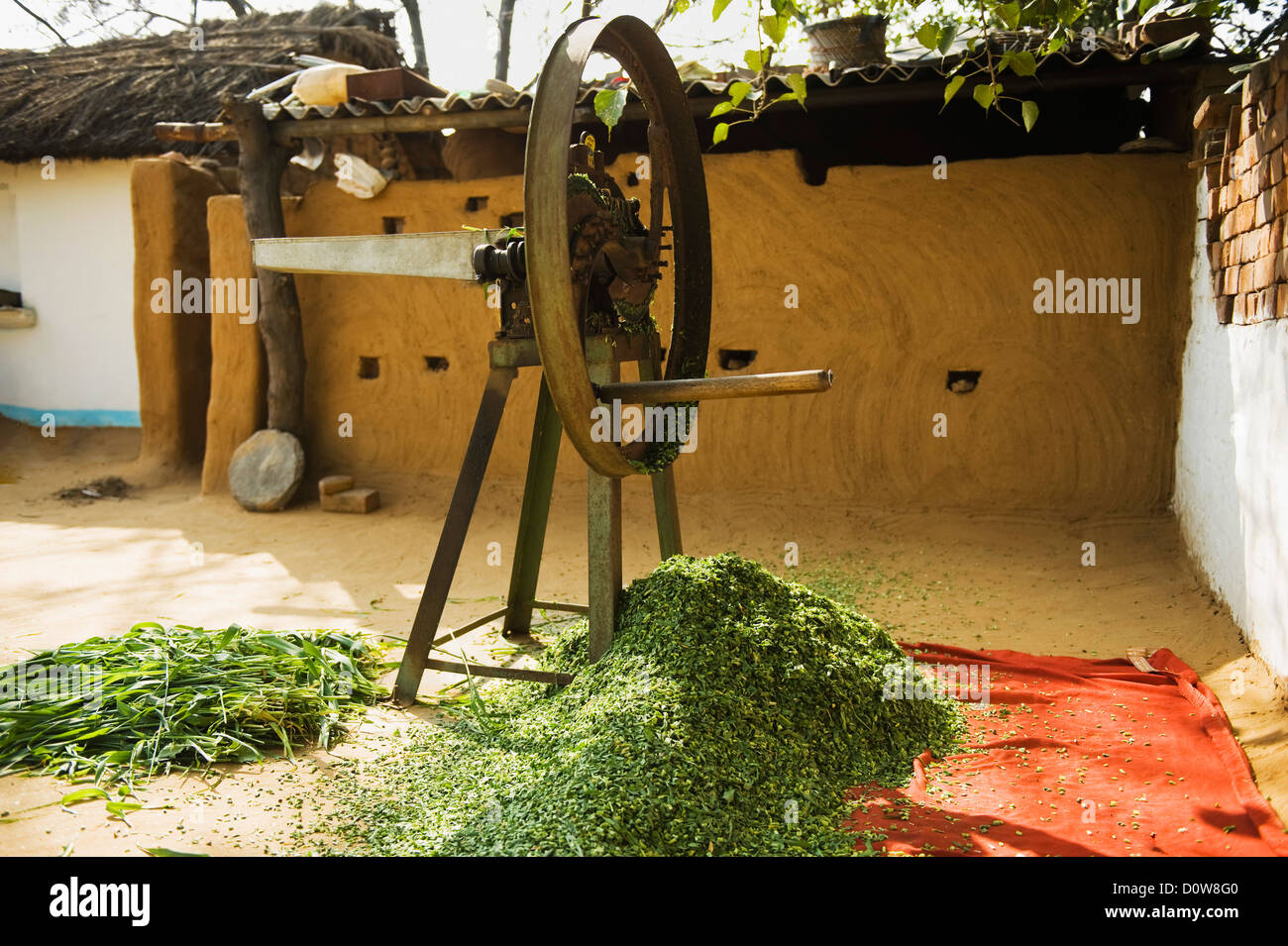 Chaff cutter hires stock photography and images Alamy