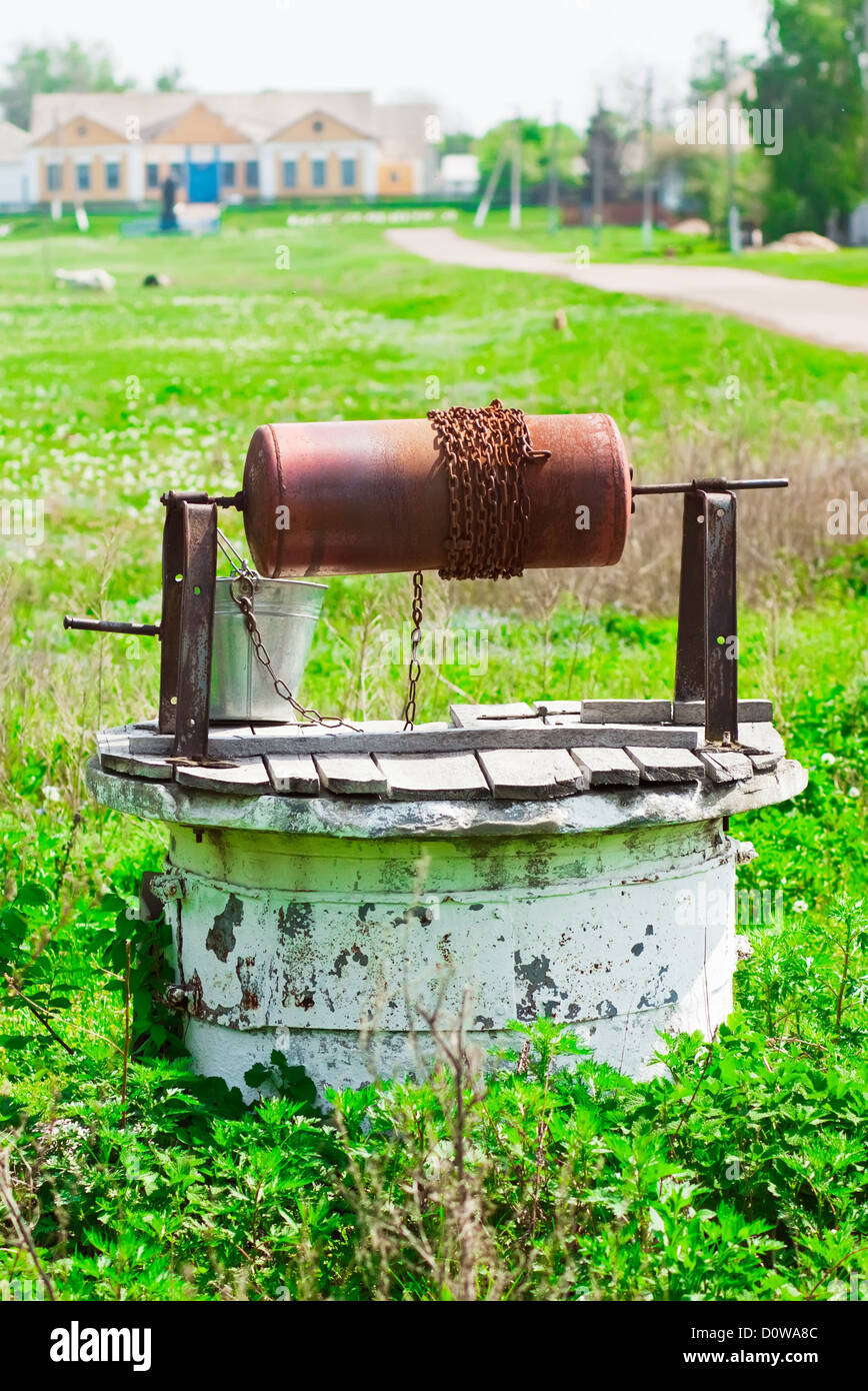 Well Bucket Stock Photos & Well Bucket Stock Images Alamy