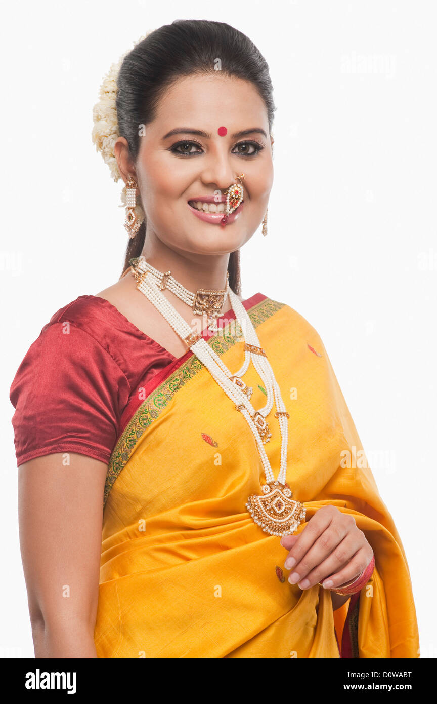 Marathi woman hires stock photography and images Alamy