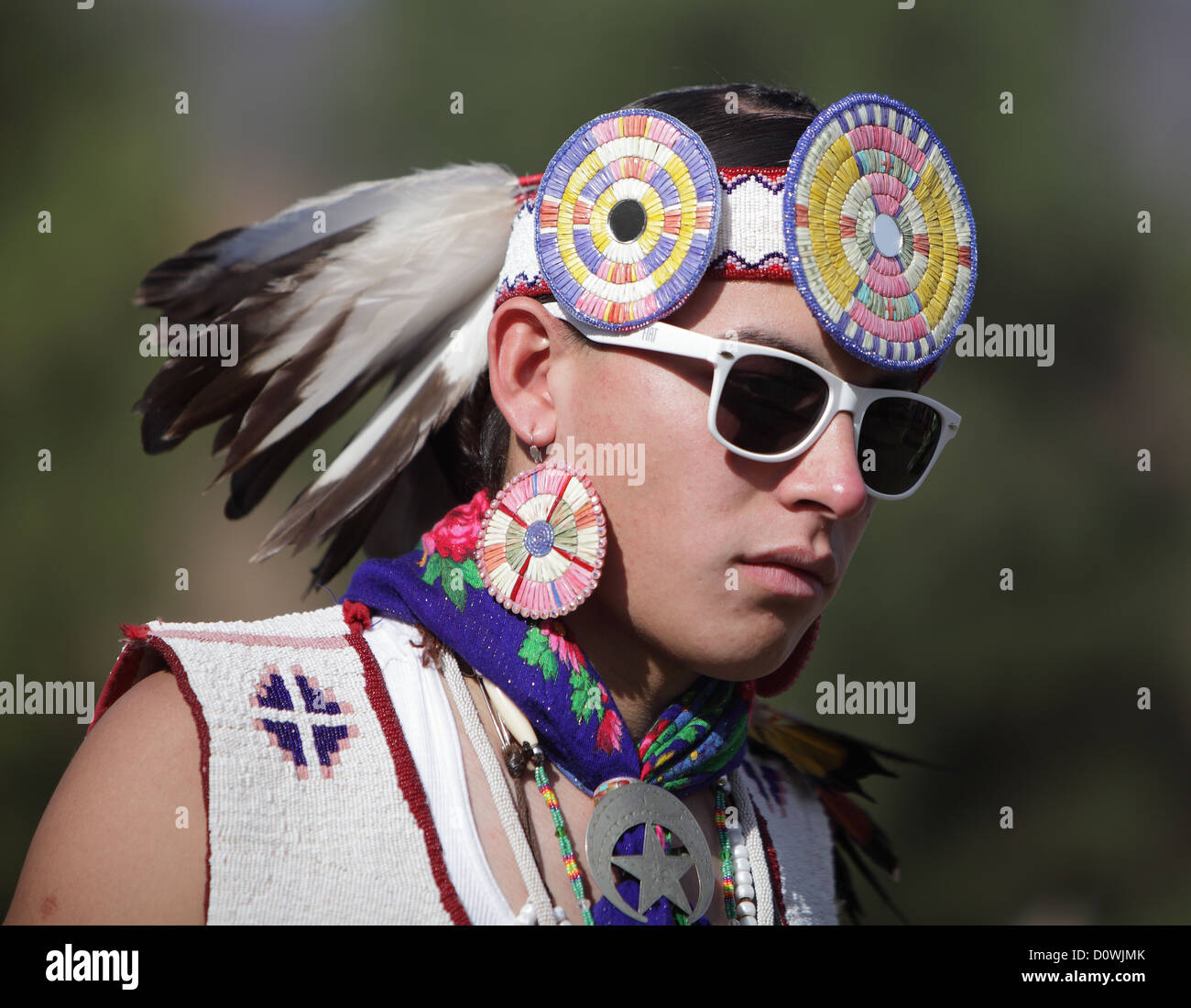 Native american eagle dancer hi-res stock photography and images - Alamy