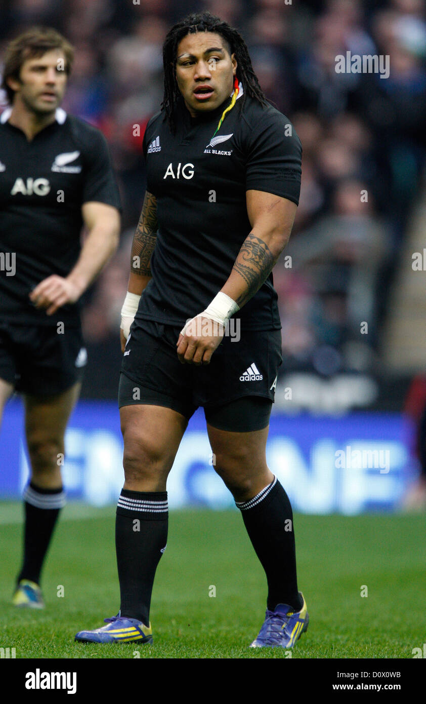 MA'A NONU NEW ZEALAND RU TWICKENHAM MIDDLESEX ENGLAND 01 December 2012 Stock Photo