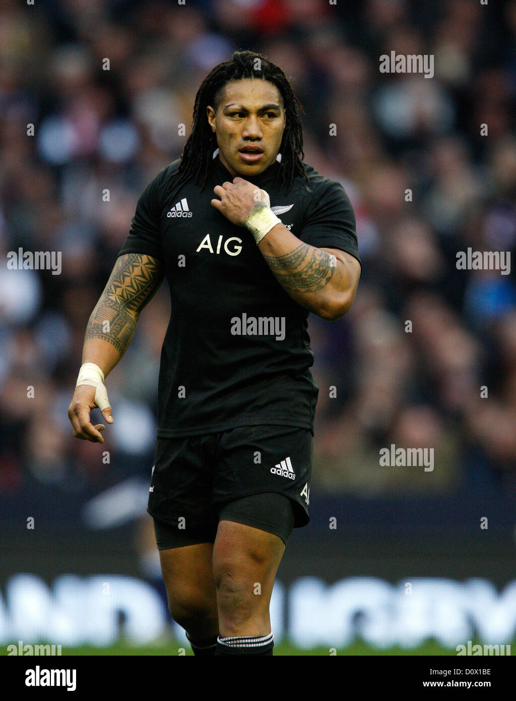 MA'A NONU EALAND RU TWICKENHAM MIDDLESEX ENGLAND 01 December 2012 Stock Photo