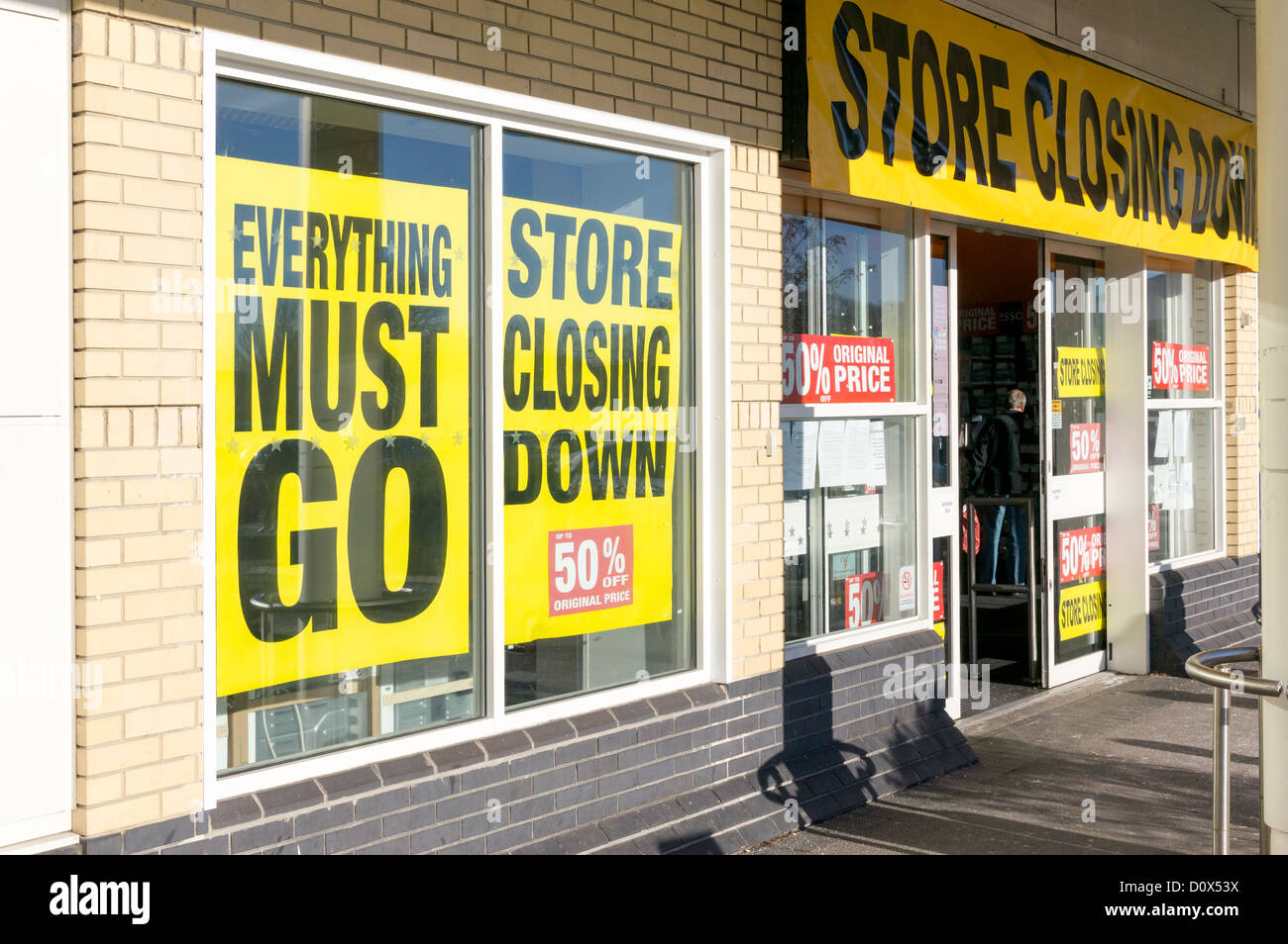 UK high street shop closing down due to recession Stock Photo Alamy