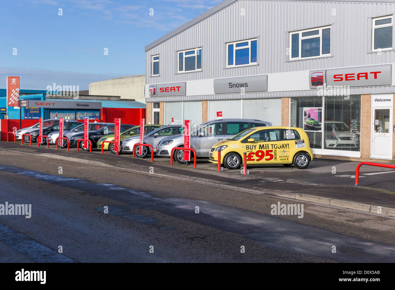 Car dealer uk hires stock photography and images Alamy