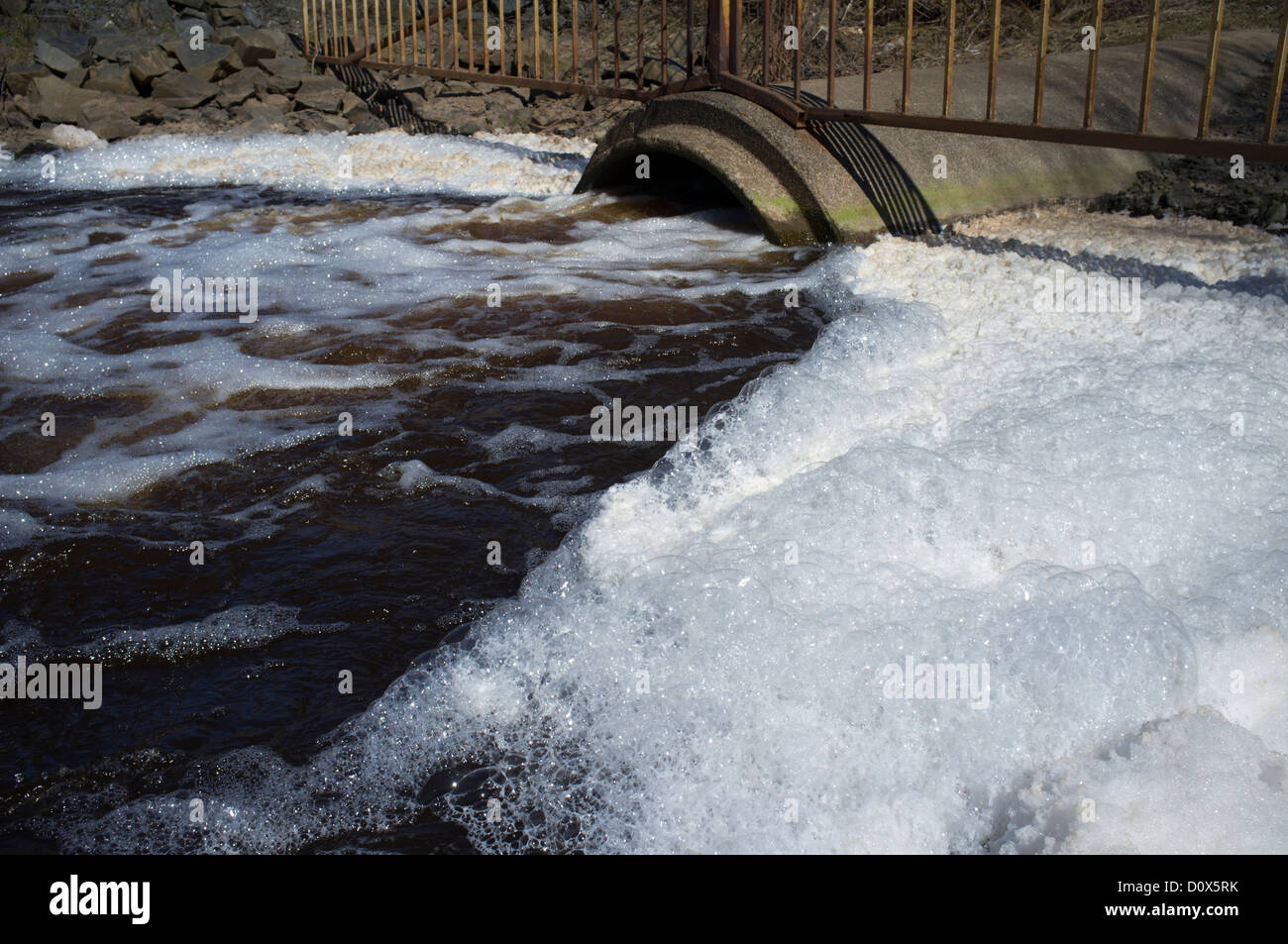 Foaming foamy hi-res stock photography and images - Alamy