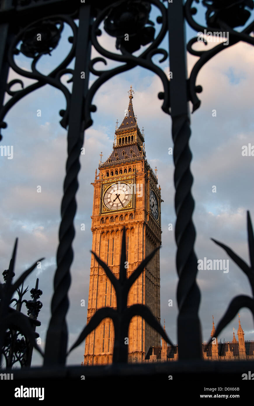 Big ben prominent clock hi res stock photography and images Alamy