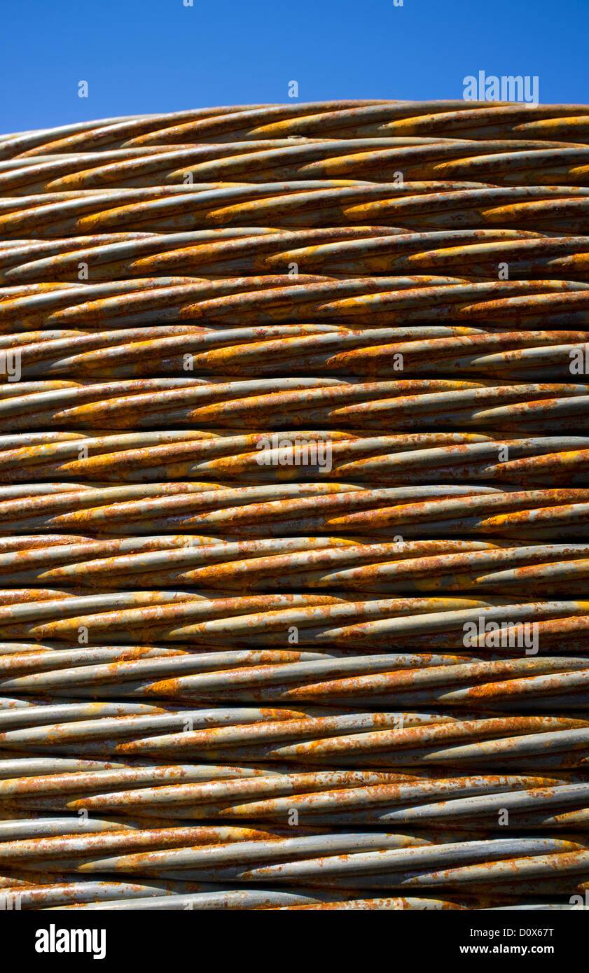Texture wire rope steel cable hi-res stock photography and images - Alamy