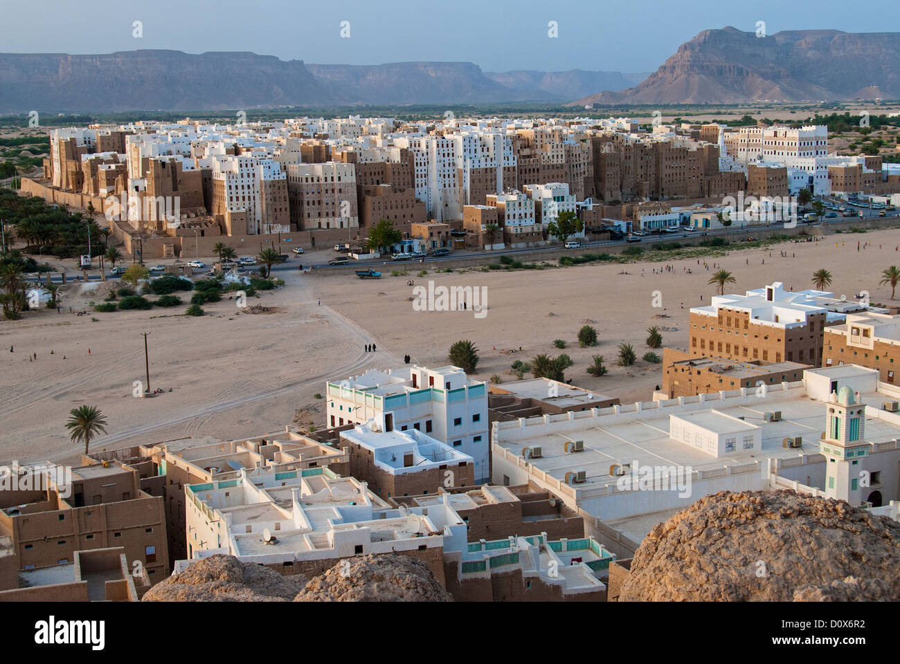 Shibam yemen, wall hi-res stock photography and images - Alamy