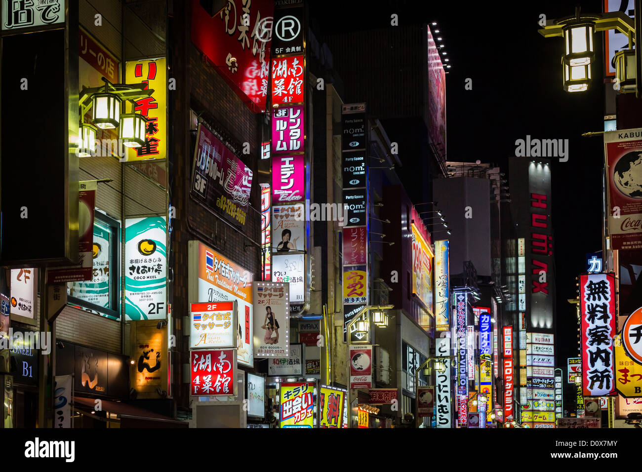 Tokyo neon shinjuku hi-res stock photography and images - Alamy