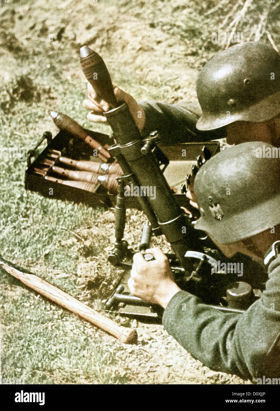 Operation, Barbarossa, Two, soldiers, mortar, weapon, World War II, Soviet Union, 1943, shooting