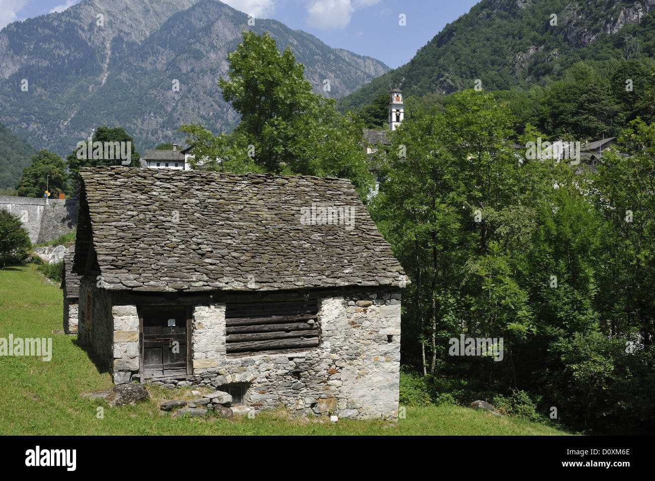 Rustico, Prato Sornico, Lavizzara valley, Canton, Ticino, Switzerland Stock Photo