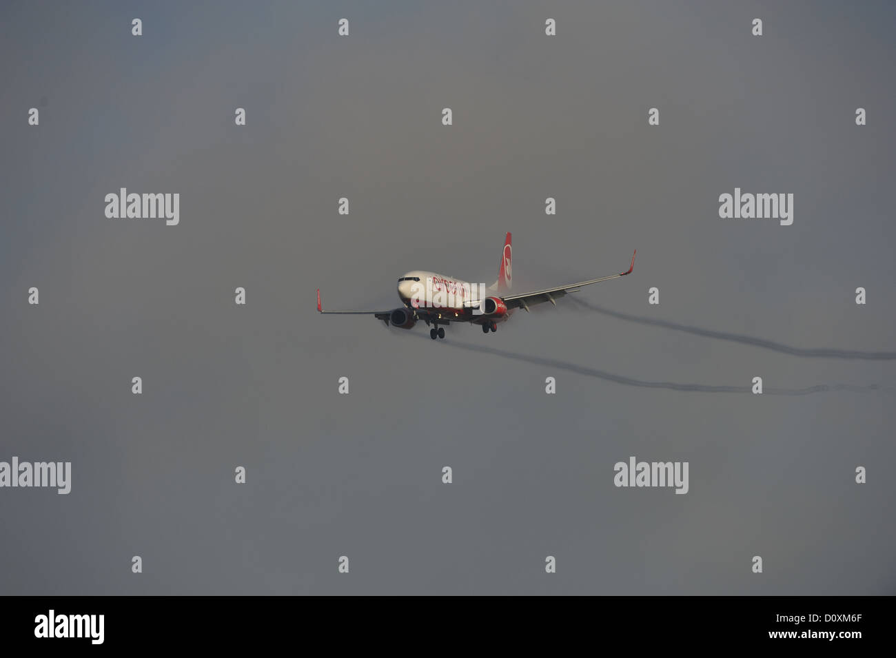 Aeroplane, plane, jet, Boeing, airberlin, landing, Switzerland Stock Photo