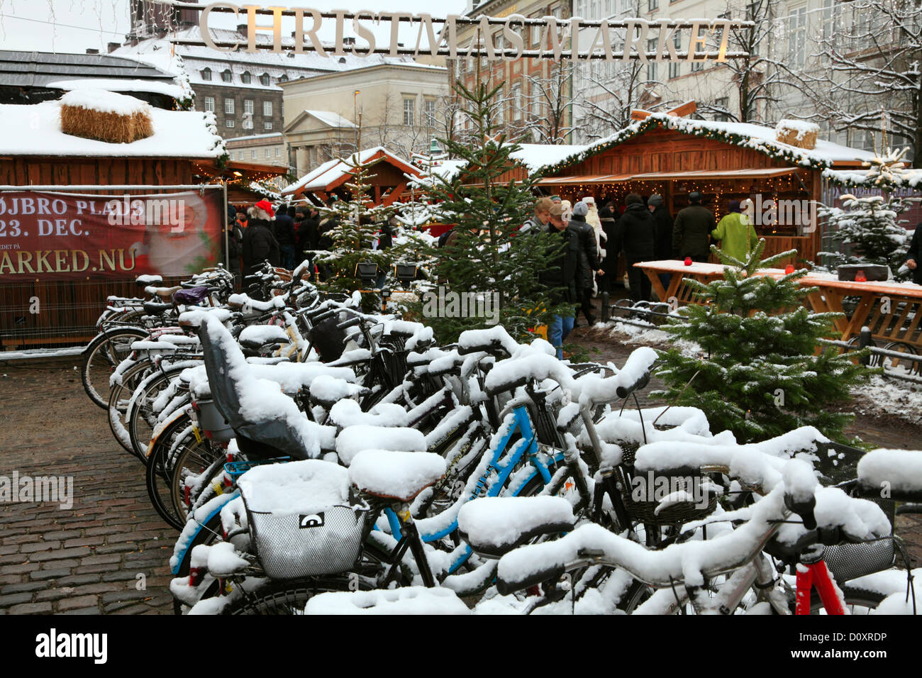 Bicycles stroget hi-res stock photography and images - Alamy