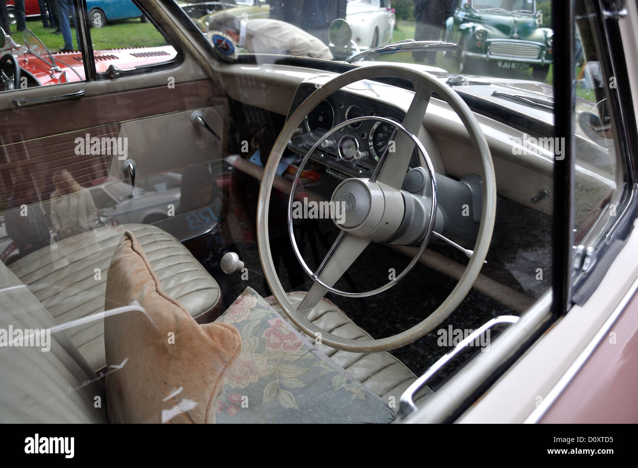 Classic Hillman Minx 1960s car and Pembrokeshire County Run show rally ...