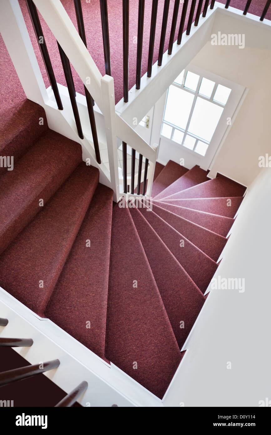 Mansion interior stairs hi-res stock photography and images - Alamy