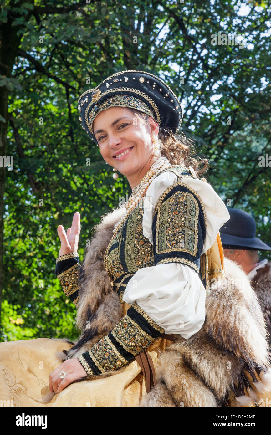 Bavarian costume outlet