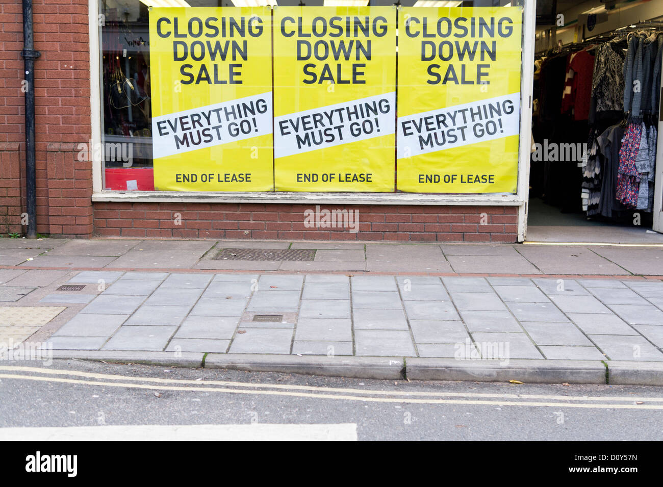 Closing down sale posters hires stock photography and images Alamy